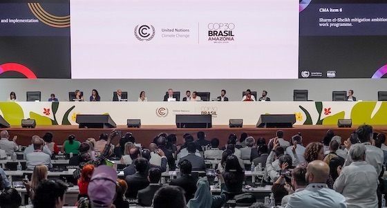 COP 30: força motriz para investimentos e impacto econômico relevante, elevando Belém a um novo patamar de visibilidade. / Foto: Rafa Neddermeyer (COP 30)
