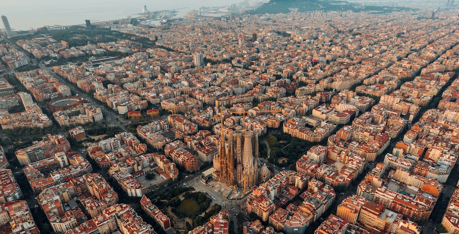 Cobertura especial do Smart City Expo World Congress e do Web Summit vai conectar as experiências globais às transformações do ecossistema paranaense.