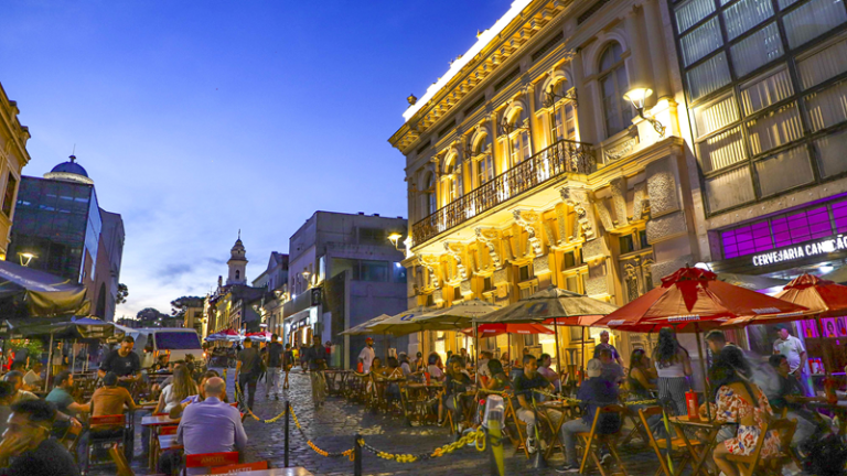 Quando uma cidade escolhe um tema coerente com sua vocação produtiva, com ativos locais e com uma narrativa de futuro, ela atrai olhares e ecossistemas inteiros